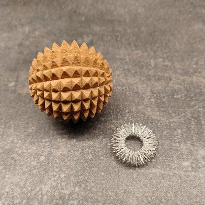 Rent Ve and Zen Set - Ve Ball + Zen acupressure ring